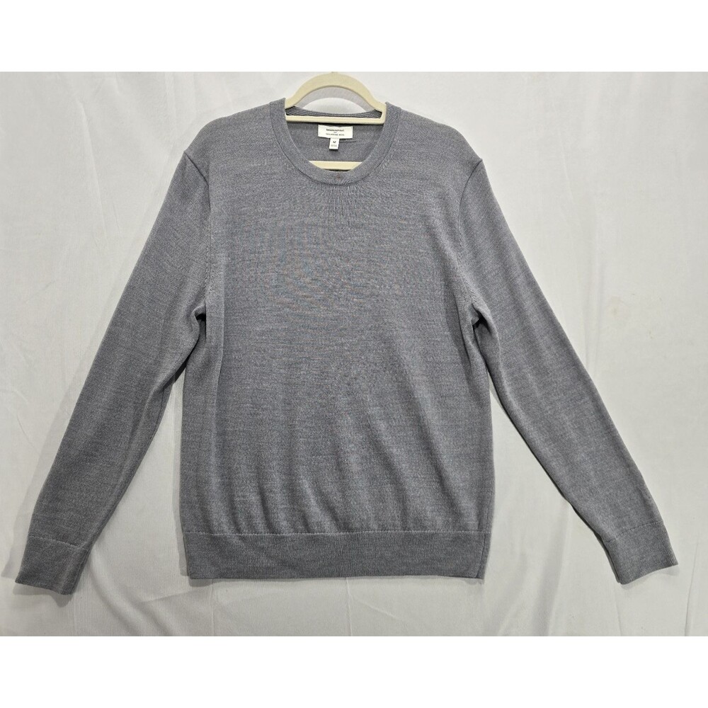 Banana Republic 100% Merino Wool Sweater Mens Medium M Gray Crewneck Pullover